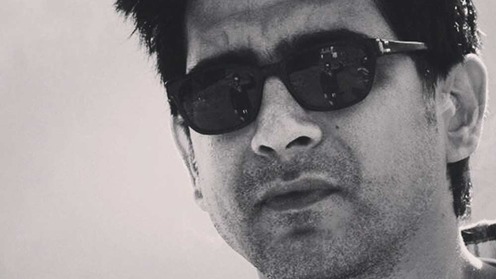 কিন্তু আশার কফিনে শেষ পেরেক বসিয়ে দিল তাঁর আচমকা রহস্যমৃত্যু। বুধবার মুম্বইয়ে তাঁর নিজের ফ্ল্যাটের রান্নাঘরে উদ্ধার হল সমীরের ঝুলন্ত দেহ।