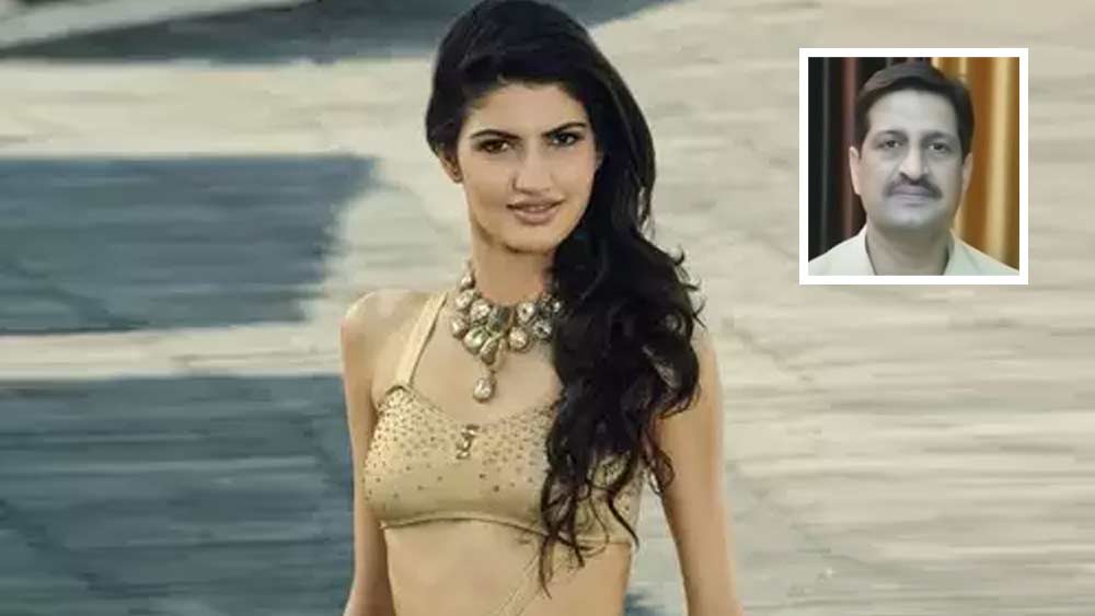 সেই স্বপ্ন ঐশ্বর্যা বুনেছিলেন তাঁর বাবা কর্নেল অজয়কুমার শ্যোরাণকে দেখে। তিনি এখন এনসিসি তেলেঙ্গনা ব্যাটালিয়নের কম্যান্ডিং অফিসার। কর্মরত করিমনগরে