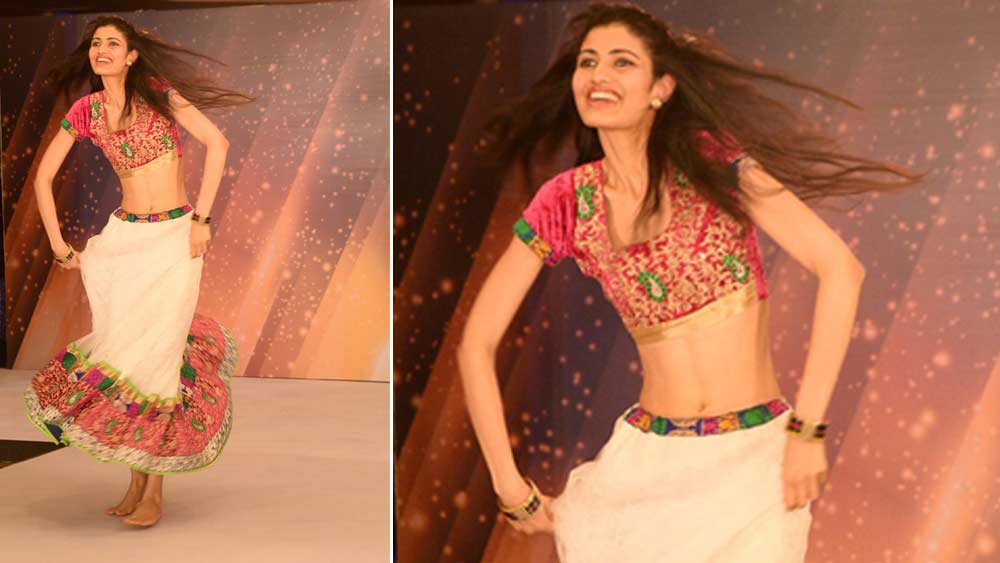 কিন্তু গ্ল্যামারের আলোতেও তাঁকে ধাওয়া করছিল নিজের স্বপ্নপূরণের ইচ্ছে। বুঝলেন, তার জন্য মডেলিং ছাড়তে হবে। সাফল্য আসুক বা না আসুক, চেষ্টা করতেই হবে।