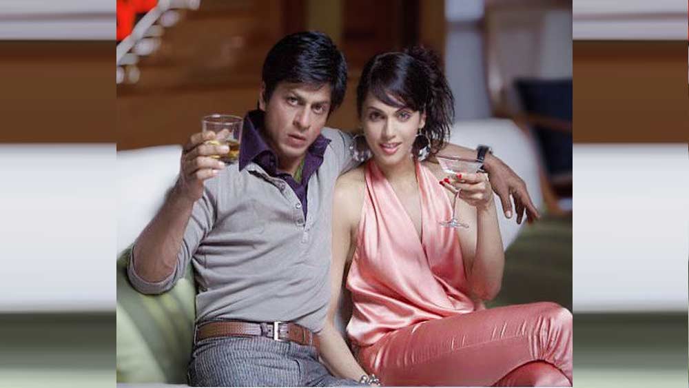 ইশার জীবনে অন্যতম ব্রেক ছিল শাহরুখ খানের বিপরীতে অভিনয়। ডনের প্রেমিকা অনিতার চরিত্রে অভিনয় করেন তিনি। পরবর্তীতে ‘হ্যালো ‘ছবিতেও কাজ করেন। লেখক চেতন ভগতের ‘ওয়ান নাইট অ্যাট কল সেন্টার’ অবলম্বনে তৈরি হয় এই ছবি।