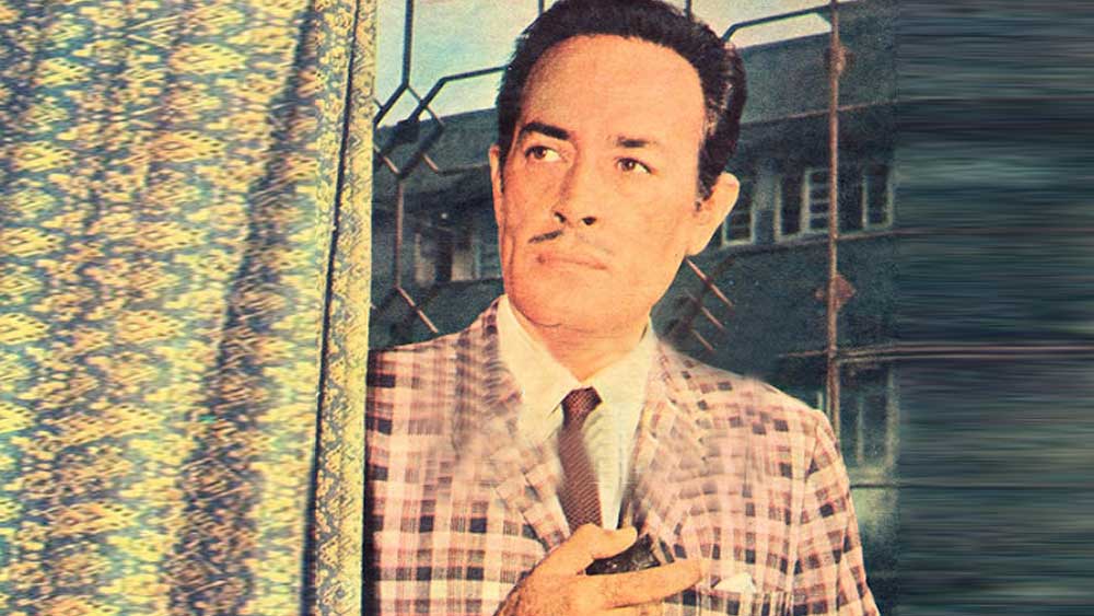 ইফতেকার চেয়েছিলেন গায়ক হতে। সে সময় মুম্বই নয়। কলকাতাই ছিল ভারতের সাংস্কৃতিক পীঠস্থান। শহরে এসে ইফতেকার পাড়ি জমান বিখ্যাত মিউজিক কম্পোজার কমল দাশগুপ্তের কাছে। ইফতেকারের ক্যারিশ্মায় মুগ্ধ হয়ে কমল তাঁকে বলেন, গায়ক নয়, তিনি জন্মেছেন অভিনেতা হওয়ার জন্য,।