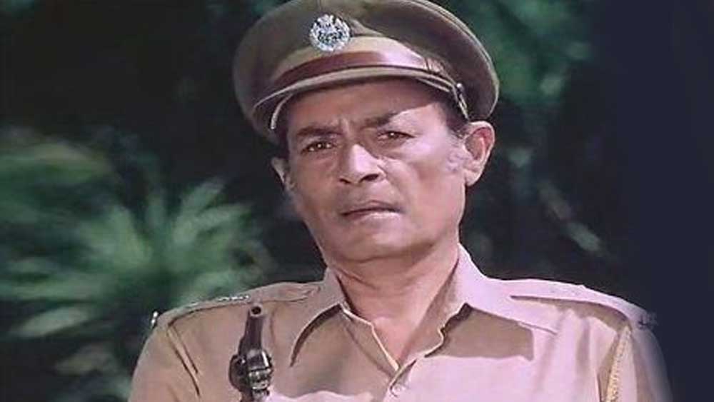 অভিনেতা অশোক কুমারের সঙ্গে কলকাতা থাকতেই আলাপ হয়েছিল তাঁর। ‘মুকদ্দর’ ছবিতে তিনিই ইফতেকারকে অভিনয়ের সুযোগ করে দেন।