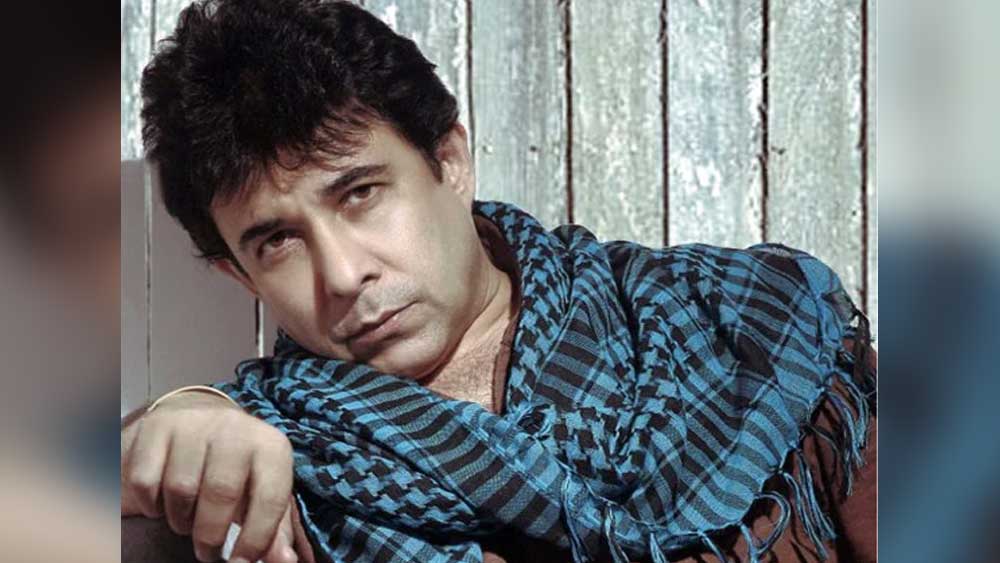 ছবির বিষয় ছিল অ্যাডাল্ট কমেডি। সেন্সর বোর্ডে বহু জটিলতার মুখোমুখি হতে হয়েছিল ছবিটিকে। এই ছবির চিত্রনাট্যকার, পরিচালক এবং প্রযোজক, সবই ছিলেন দীপক। কিন্তু ছবিটি ফ্লপ করায় আর্থিক লোকসানের মুখে পড়েন তিনি।