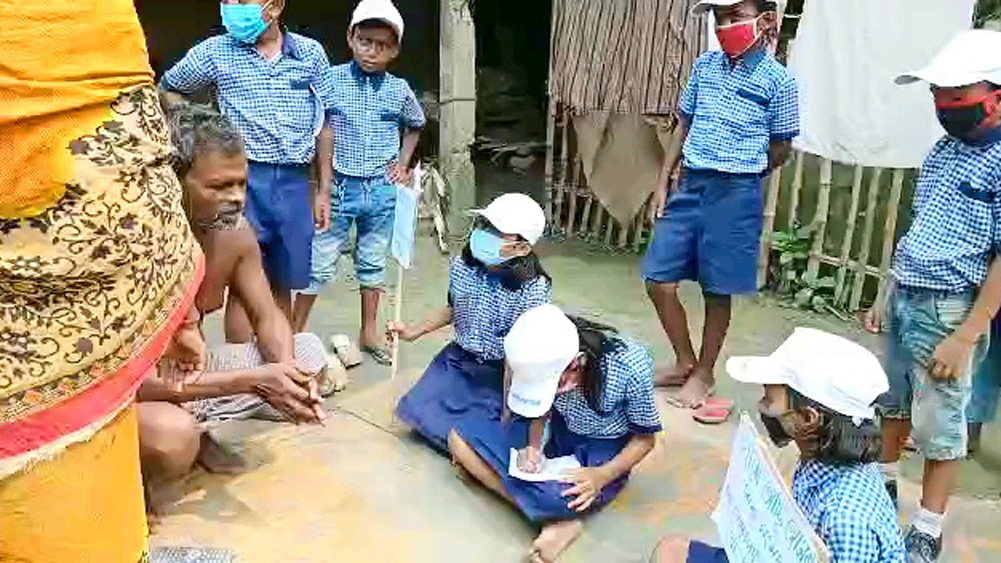 Headmaster under fire for using school children survey work in Suti