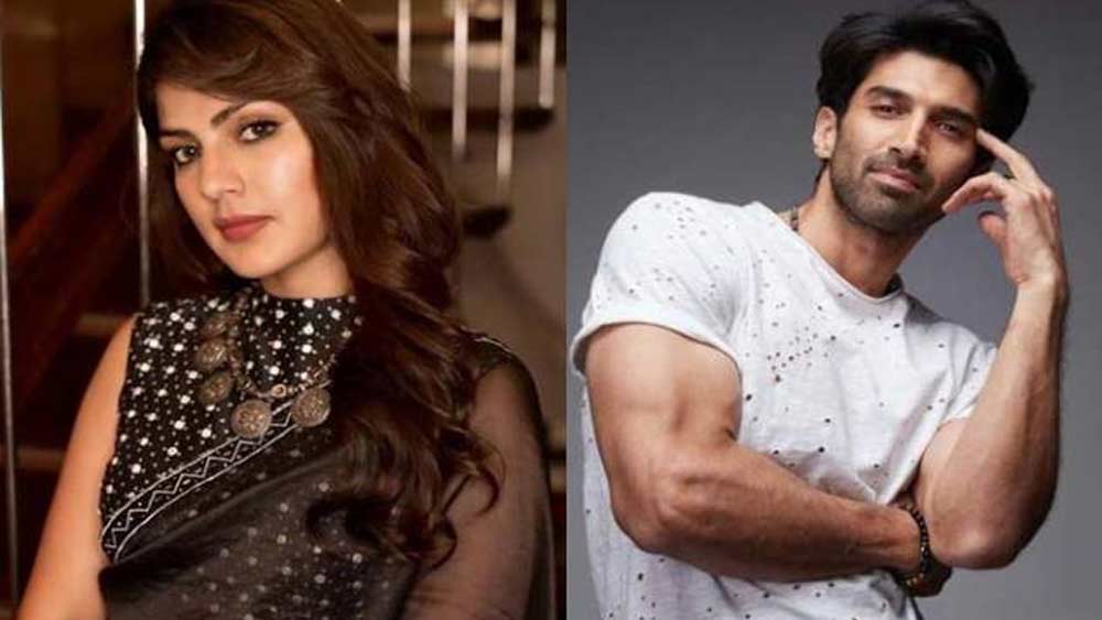 রিয়া এর পরেও বলেছেন, আদিত্যর সঙ্গে তিনি মোটেও ডেট করেননি। আদিত্য ঘনিষ্ঠ বন্ধু ছিলেন, থাকবেনও।