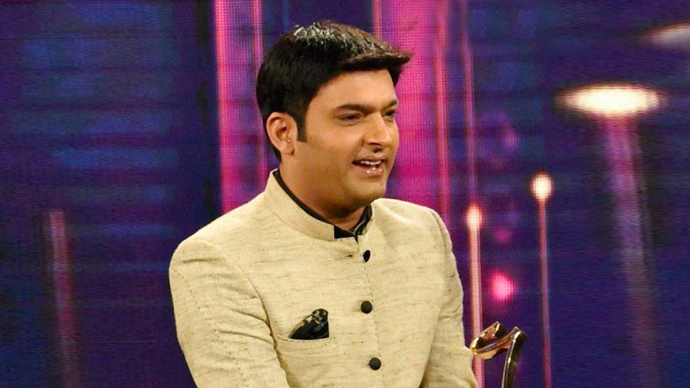 বিতর্ক থাকলেও কপিল শর্মার গুণগ্রাহীর সংখ্যা প্রচুর। তাঁর মারাত্মক হাসানোর ক্ষমতা, সূক্ষ্ম রসবোধে ক্লিন বোল্ড সবাই।