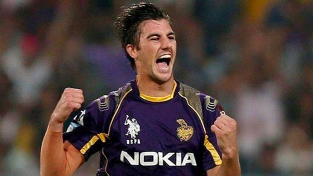 প্যাট কামিন্স—আকাশছোঁয়া সাড়ে ১৫ কোটি টাকায় কলকাতা নাইট রাইডার্স এ বার কিনেছে প্যাট কামিন্সকে। এর আগেও কেকেআর-এর হয়ে খেলার অভিজ্ঞতা রয়েছে অজি পেসারের। অন্য দলের হয়েও খেলেছেন আইপিএল-এ। তবে সেই কামিন্স ও আজকের কামিন্সের মধ্যে আকাশ-পাতাল পার্থক্য। টেস্ট র‌্যাঙ্কিংয়ে এক নম্বর কামিন্স নিজেই জানিয়েছেন, আইপিএল-এর অভিজ্ঞতা তাঁকে পরিণত করেছে। ডেথ ওভারে বল করার কৌশল, তাঁর ক্রিকেটীয় দক্ষতা বাড়তে সাহায্য করেছে। কেকেআর এ বার বদলে যাওয়া কামিন্সকে পেয়েছে। আমিরশাহির প্রাণ হীন পিচে বল হাতে কামিন্স ফুল ফোটাবেন, এই স্বপ্নই দেখছেন কেকেআর ভক্তরা।