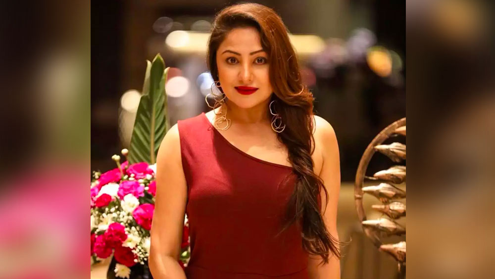 এটাই ছিল প্রিয়ঙ্কার প্রথম ছবি। তার ছ’ বছর আগে তিনি ‘মিস ক্যালকাটা’ শিরোপা পেয়েছিলেন। প্রিয়ঙ্কার জন্ম কলকাতাতেই। ১৯৭৭ সালের ১২ নভেম্বর।