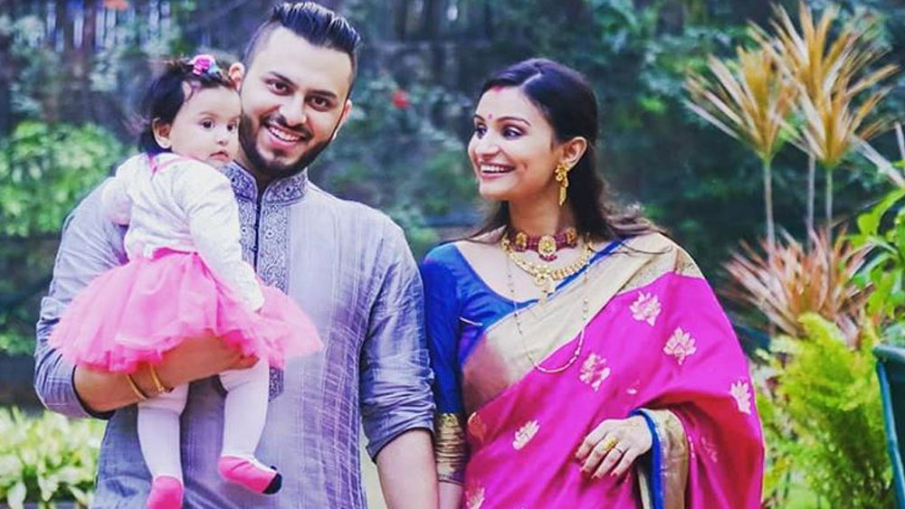 রোহিত-ডিম্পির মেয়ের জন্ম হয় ২০১৬-র জুনে। মেয়ের নাম তাঁরা রেখেছেন রিয়ান্না।