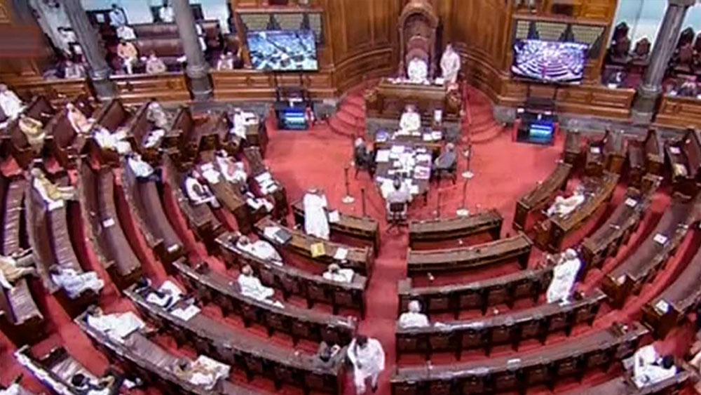 ২০১৯, ২০২০-তেও আইনের প্রয়োগ করা  হয়েছে। আইনে যে  কোনও পণ্যকে অত্যাবশ্যক হিসেবে চিহ্নিত করে সরকার তার মজুতের ঊর্ধ্বসীমা জারি করতে পারে। নিয়ন্ত্রণ জারি করতে পারে ওই পণ্যের উৎপাদন, সরবরাহ ও বণ্টনে।