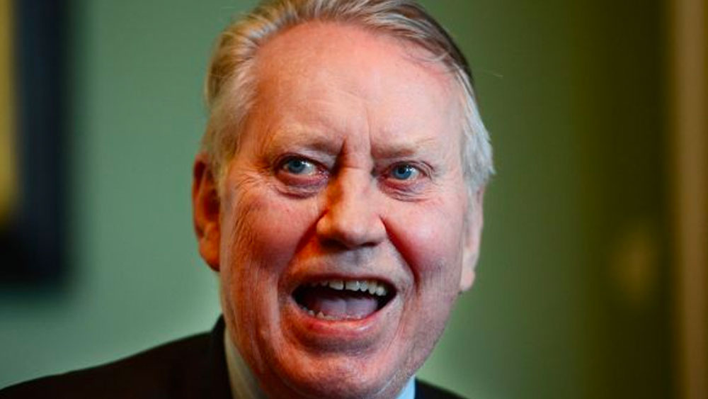 ২০১২ সালে ফোর্বস পত্রিকাকে ফিনি বলেছিলেন, অবসরজীবনে নিজের এবং পরিবারের জন্য মাত্র কুড়ি লক্ষ ডলার রেখে বাকি সব তিনি দান করে দিতে চান। সেই কথা রেখেছেন ৮৯ বছর বয়সি এই উদ্যোগপতি। এই পরিমাণ অর্থ নিয়েই বাকি জীবন
কাটিয়ে দিতে চান এই ধনকুবের।