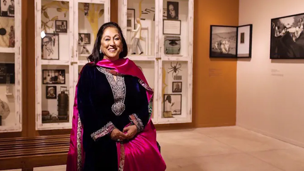 তালিকার তৃতীয় স্থানে আবার নাদার পরিবার। এ বার ২৫ হাজার ১০০ কোটি টাকার সম্পত্তি নিয়ে দেশের তৃতীয়  ধনীতম মহিলা, কিরণ নাদার।  তিনি শিব নাদারের স্ত্রী এবং রোশনি নাদারের মা। শিল্পোৎসাহী কিরণ প্রতিষ্ঠা করেছেন কিরণ নাদার মিউজিয়ম অব আর্ট।