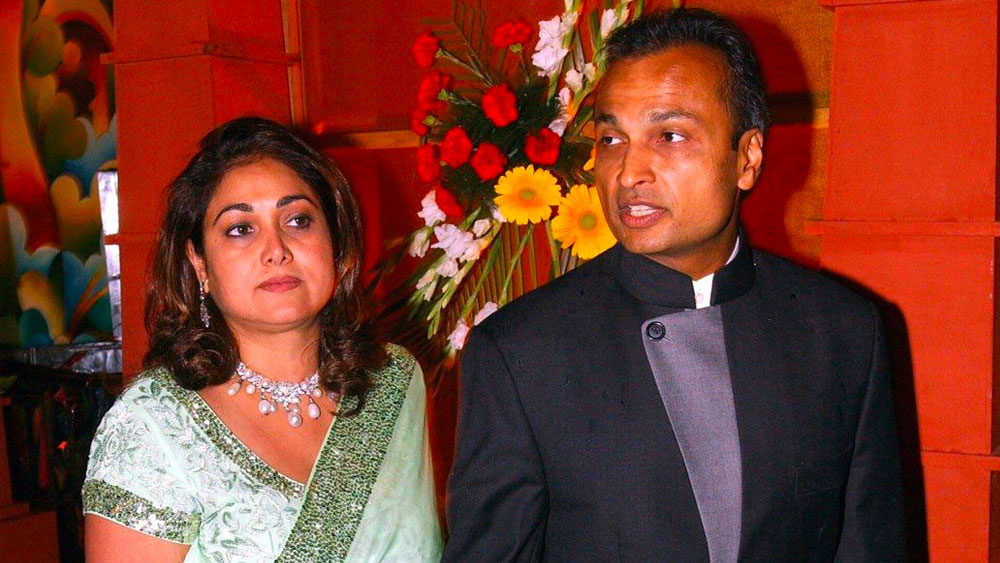 ঘনিষ্ঠ মহলে কান পাতলে শোনা যায়, অনিলকে ডিভোর্স দিতে রাজি ছিলেননা  টিনা।