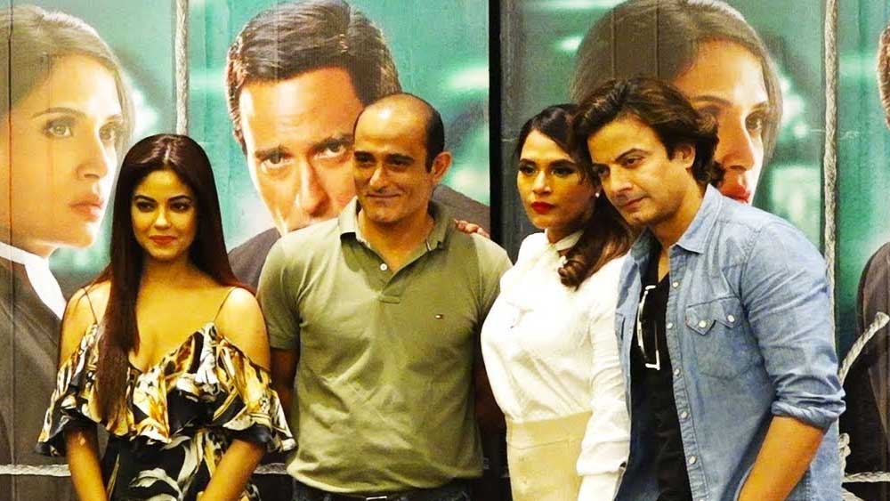 মীরার তৃতীয় ছবি ‘সেকশন ৩৭৫’ মুক্তি পেয়েছিল ২০১৯ সালে। ছবিতে অক্ষয় খন্না, রিচা চড্ডার সঙ্গে স্ক্রিন শেয়ার করেন তিনি। এটিও সাফল্যের নিরিখে মাঝারি মানের।