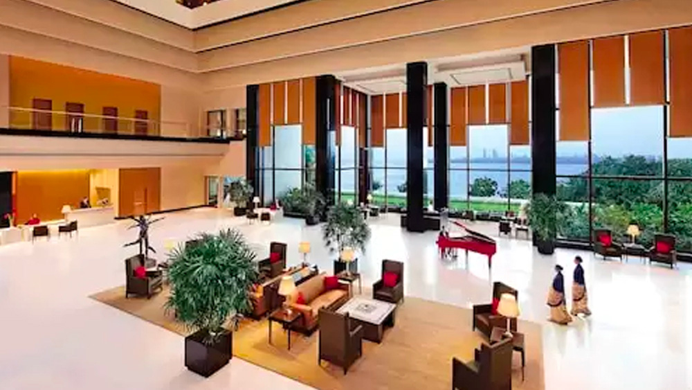 ওয়াঙ্কানেরের মহারাজা অমরসিংহ বানেসিংহ এবং তাঁর ছেলে প্রতাপসিংহ ঝালা-র জন্য তৈরি করা হয়েছিল বলে এই প্রাসাদের নাম ‘ওয়াঙ্কানের হাউস’।