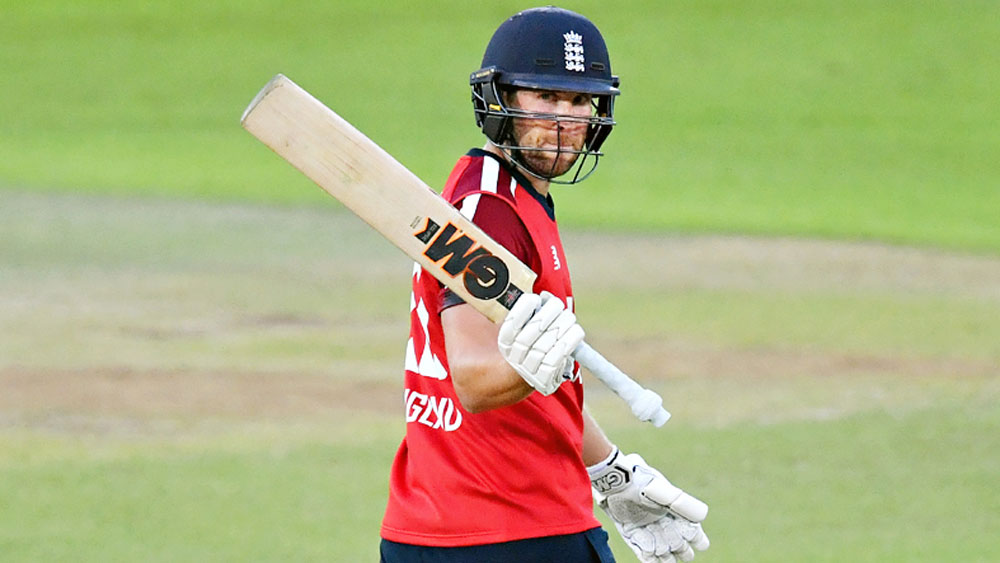 England's Dawid Malan snatched the victory from Australia in the last over of 1st T20