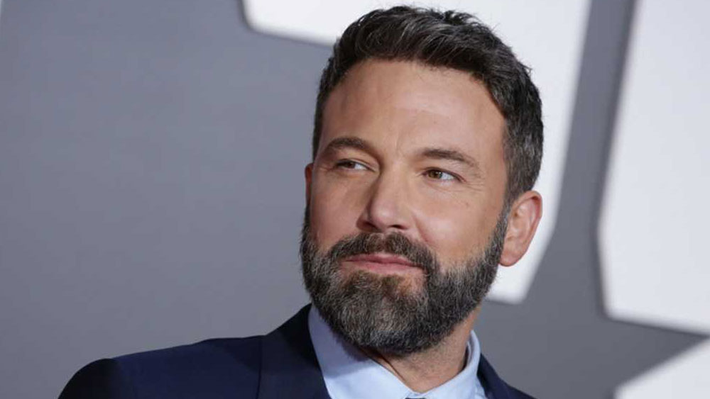 বেন অ্যাফ্লেক: ৫৫ মিলিয়ন ডলার (৪১১ কোটি টাকা) উপার্জন করে চতুর্থ স্থানে রয়েছেন এই মার্কিন অভিনেতা, পরিচালক, প্রযোজক।