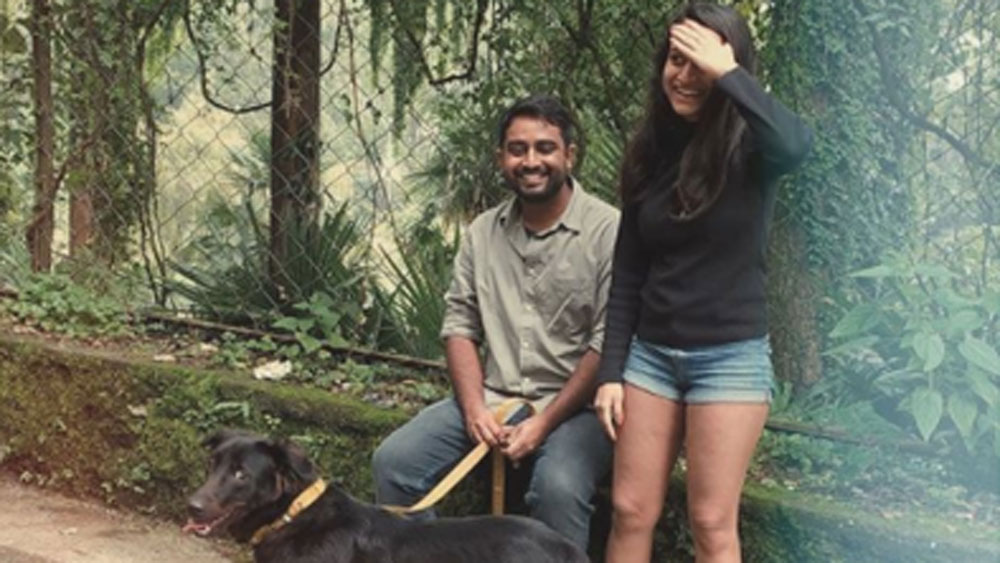 ২০০৮ থেকে ২০১২ সাল পর্যন্ত কানাডার এক স্কুলে তিনি প্রশিক্ষণ নেন।