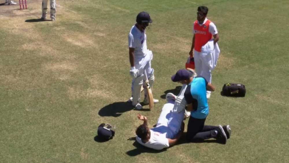 তবে অস্ট্রেলিয়ার বিরুদ্ধে চলতি সিরিজে ভাল ফর্মে ছিলেন না হনুমা। অফ ফর্ম থেকে বেরিয়ে এসে সিডনিতে সিরিজের তৃতীয় টেস্টে সম্ভবত জীবনের সেরা ইনিংস খেললেন সোমবার। চোট পাওয়া অবস্থাতেই কার্যত অসাধ্যসাধন করলেন তিনি।