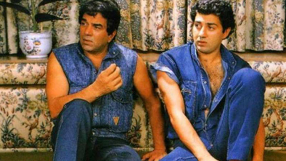 হ্যান্ডসাম তরুণের প্রেমে পড়তে শুরু করলেন তাঁর অনেক সহ অভিনেত্রীই। তাঁদের মধ্যে প্রথম সারিতে ছিলেন অমৃতা সিংহ।