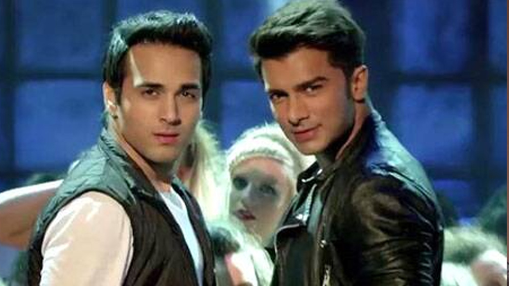 এর পর তিনি প্রযোজনা করেন ‘ও তেরি’। কিন্তু পুলকিত সম্রাট অভিনীত এই ছবিটি বক্স অফিসে মুখ থুবড়ে পড়ে। তবে সলমন-ক্যাটরিনা কইফের ‘ভারত’ ছবি প্রযোজনা করে অতুল প্রযোজক হিসেবে বড় অঙ্কের লাভের মুখ দেখেন।