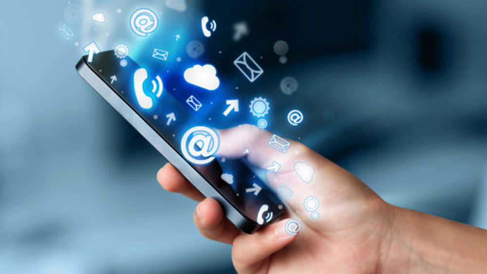 সিগন্যাল ব্যবহারের জন্য আলাদা করে টাকা দিতে হবে না। হোয়াটসঅ্যাপের মতো পুরোটাই মোবাইল ডেটা নির্ভর।