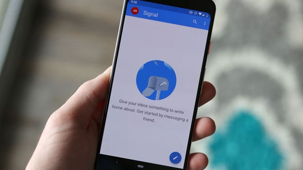 আর বেশি ক্ষণ এই অ্যাপে কাজ করলে মোবাইল ফোন গরম হয়ে উঠছে। এই দুটো ছাড়া আর কোনও সমস্যা আপাতত নেই সিগন্যালের।