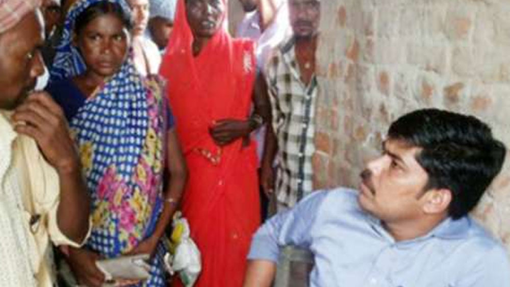 জীবনে অনেক ওঠাপড়া দেখেছেন রমেশ। কিন্তু সেগুলো কোনওটাই তাঁকে লক্ষ্য থেকে সরাতে পারেনি।