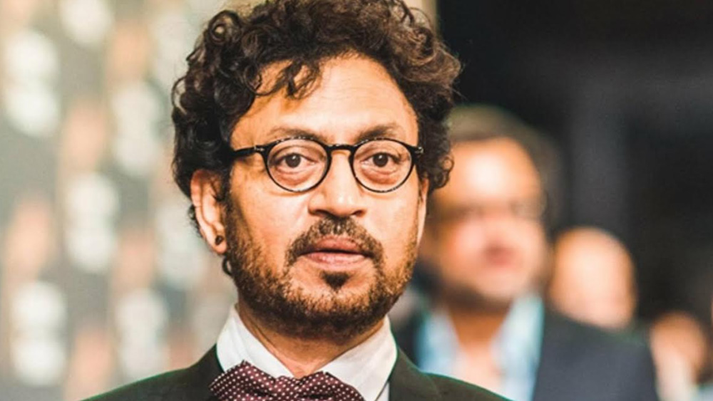 পাশ করার পরেও লম্বা সময় ধরে চলে কাজের খোঁজ করার পর্ব। দীর্ঘ পরিশ্রমের পরে প্রথম সুযোগ পান ইরফান। ১৯৮৭ সালে অভিনয় করেন টেলিভিশনের ‘শ্রীকান্ত’ ধারাবাহিকে।