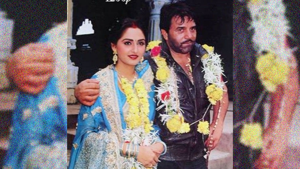 ‘ইনসাফ কৌন করেগা’, ‘মর্দ ওয়ালি বাত’, ‘গঙ্গা তেরে দেশ ম্যায়’, ‘কুন্দন’ এবং ‘কয়ামত’-এর মতো হিট ফিল্মে তাঁদের একসঙ্গে দেখা গিয়েছে।