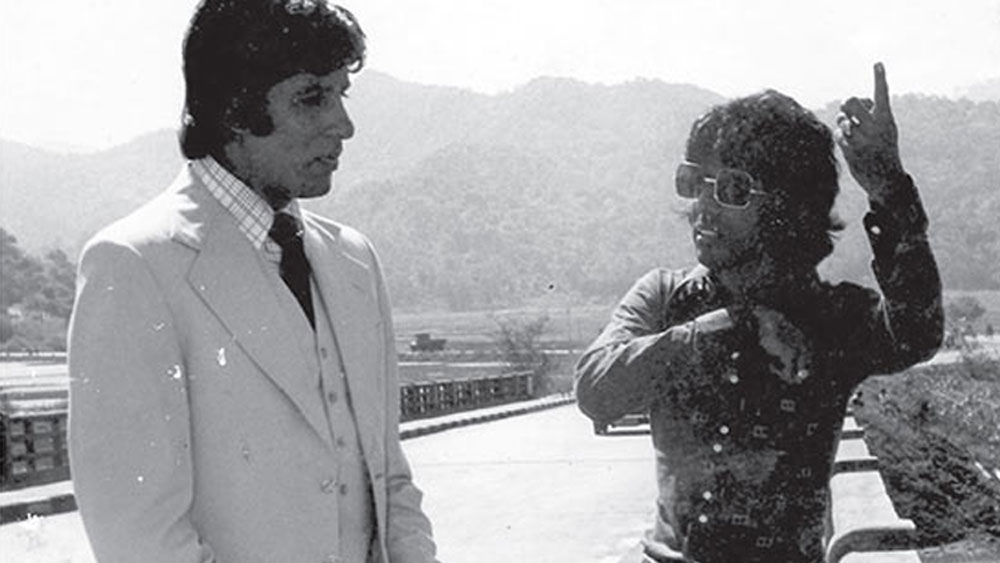 অমিতাভের আগে আরও তিন নায়কের দরজায় ঘুরেছিলেন পরিচালক চন্দ্র বারোট। ওই তিন নায়কই ছিলেন সে সময়ের সুপারস্টার।