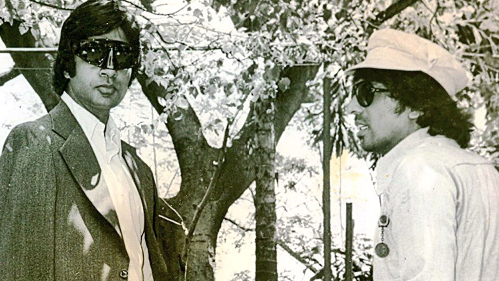 পরিচালক চন্দ্রা বারোটের এটি পঞ্চম ফিল্ম ছিল। এর আগের ৪টি ছবিই ছিল হিট। কিন্তু ডনের পরে তিনি ১৯৯১ সালে আর মাত্র একটিই ফিল্ম পরিচালনা করেন তিনি। সেটি তেমন চলেনি।