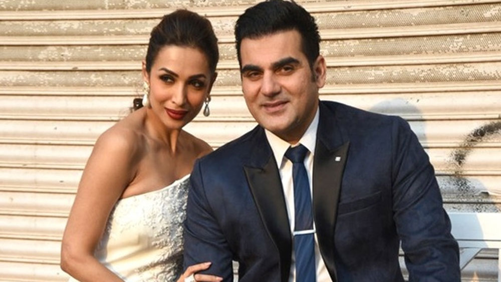 ১৯৯৭ সাল থেকে মডেলিং কেরিয়ার শুরু করেন মালাইকা। মডেলিংয়ের দৌলতেই আরবাজ খানের সঙ্গে তাঁর পরিচয়।