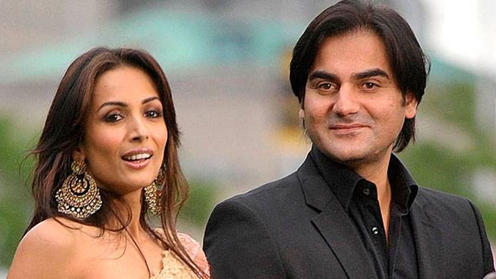 ইন্ডাস্ট্রিতে মালাইকার জীবনে সেটাই ছিল প্রথম প্রেম। এক সময় একে অপরকে তাঁরা মন দিয়েই ভালবেসেছিলেন। খান পরিবারেরও তাঁদের সম্পর্ক নিয়ে কোনও আপত্তি ছিল না।