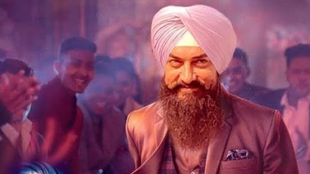 ১৯৯৪ সালে মুক্তিপ্রাপ্ত বিখ্যাত হলিউডি ছবি ‘ফরেস্ট গাম্প’-এ হিন্দি সংস্করণ ‘লাল সিংহ চড্ডা’। আমির খানের এই ছবি মু্ক্তি পাওয়ার কথা ছিল ২০২০ সালের বড়দিনে। কিন্তু অতিমারির জন্য পিছিয়ে মুক্তি পাবে এ বছরে।