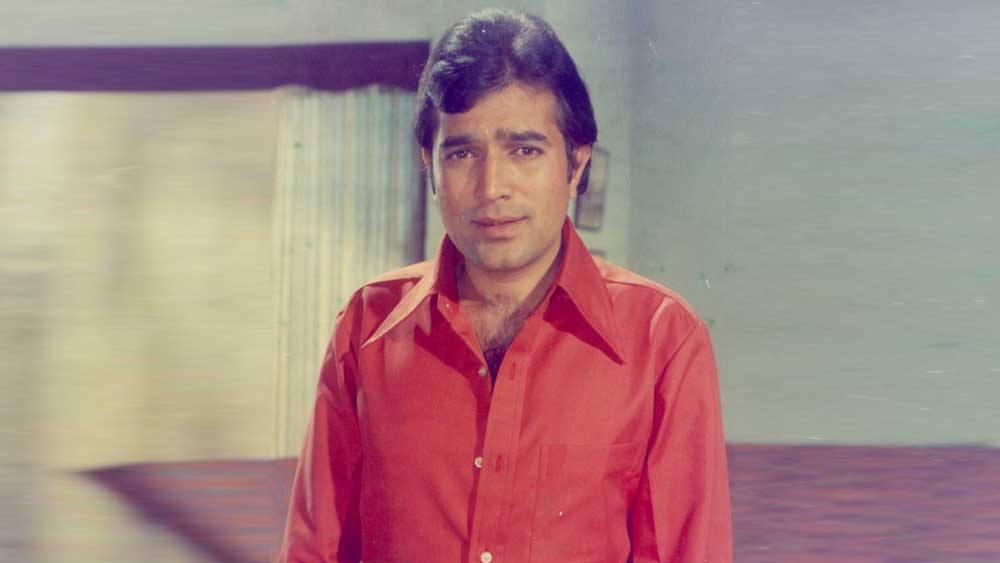 রাজেশ খন্নার কেরিয়ারে ১৮০টি ছবির মধ্যে শতাধিক ছবিতে তিনি একক নায়ক। তাঁর ফ্লপ ছবিও জুবিলি-সাফল্য পার করত বক্স অফিসে। রাজেশ খন্নাকে ছবিতে নেওয়া মানে প্রযোজক কার্যত নিশ্চিন্ত।