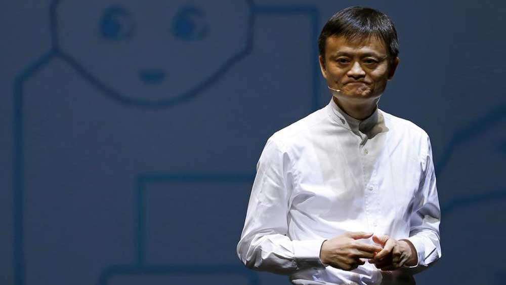 পরবর্তীতে বহু চেষ্টায় কলেজে ভর্তি হয়েছিলেন মা। চিনা শিক্ষাব্যবস্থায় কলেজের প্রবেশিকা পরীক্ষা অনুষ্ঠিত হয় বছরে এক বার। তিন বারের চেষ্টায় মা সফল হন সেই পরীক্ষায়।