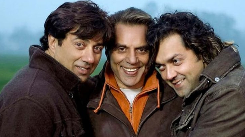 মূল প্রযোজক ধর্মেন্দ্রর বড় ক্ষতি হয় এই ছবি থেকে। এর পর থেকেই সানি ঠিক করেন ভবিষ্যতে বাবার কথা অমান্য করবেন না। কারণ, শোনা যায়, বাবার বিরুদ্ধে গিয়েই তিনি এই ছবির কাজ শেষ করতে চেয়েছিলেন।