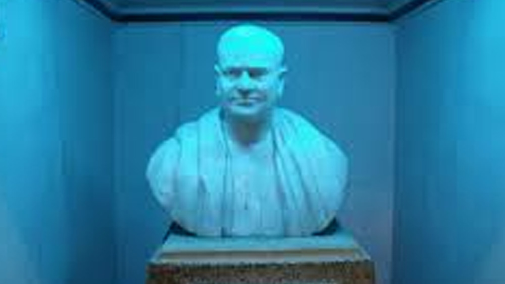 শুধু নিজের তৈরি স্কুলের যাত্রাপথই নয়। নরেন্দ্রনাথের আজীবন কর্মযজ্ঞের ফলস্বরূপ মসৃণ হয়েছিল মন্বন্তরে না মরা মারী নিয়ে ঘর করা বাঙালি তথা ভারতবাসীর জীবন। অথচ আজ, অতিমারির প্রতিষেধক তৈরির আবহে বিস্মৃতির আড়ালে চলে গিয়েছেন প্রতিষেধক গবেষণার ক্ষেত্রে পথ দেখানো এই প্রাণপুরুষ।
(ঋণস্বীকার: ডঃ পার্থ চট্টোপাধ্যায়)
(ছবি: আর্কাইভ, শাটারস্টক এবং সোশ্যাল মিডিয়া)