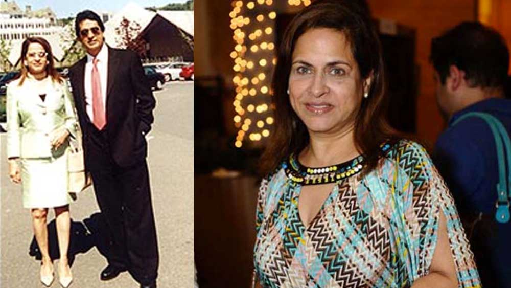 অমিতাভের মতো তাঁর ভাইয়েরও জীবনের বেশ কিছু বছর কেটেছে কলকাতায়। চাকরি করতেন শিপিং কোম্পানিতে। সে সময়ই দাদার সূত্রে অজিতাভের সঙ্গে আলাপ হয় রমোলার। রমোলা ছিলেন অমিতাভের বন্ধু। দু’জনে একসঙ্গে বিভিন্ন অনুষ্ঠানেও যেতেন। পরবর্তীতে রমোলা বেশি ঘনিষ্ঠ হয়ে ওঠেন ভাই অজিতাভের সঙ্গে। রমোলাকে এতটাই ভাল লেগেছিল অজিতাভের, যে তাঁকেই বিয়ে করেন।