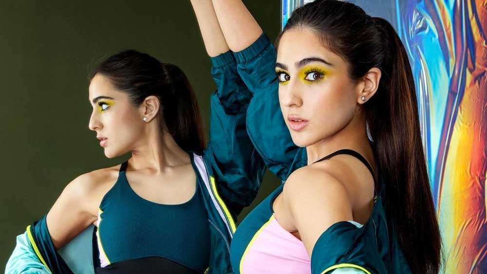 পরে এক সাক্ষাৎকারে স্কুলবেলার এই দুষ্টুমির কথা বলেছিলেন সারা আলি খান। জানিয়েছিলেন, স্কুল বা কলেজে তিনি ছিলেন আর পাঁচ জন সাধারণ পড়ুয়ার মতোই।