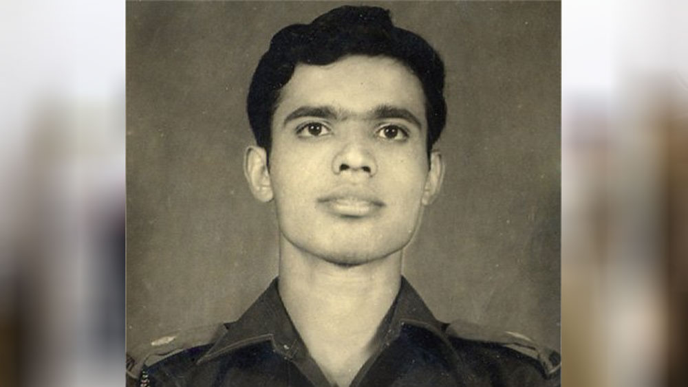 অন্য এয়ারলাইন্সের থেকে প্রায় অর্ধেক টাকায় টিকিট দিত গোপিনাথের সংস্থা। তাঁর এই দ্বিতীয় পরিকল্পনাও সফল হয়েছিল। তিনি প্রায় সাড়ে তিনশো ফ্লাইট চালু করেন দেশের মধ্যেই বিভিন্ন রুটে।