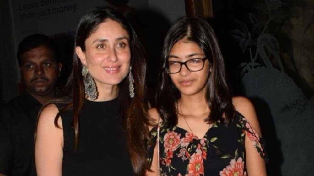 করিশ্মার মেয়ে সামাইরা এবং ছেলে কিয়ানের সঙ্গে সময় কাটাতে ভালবাসেন করিনা। কিন্তু ইদানীং সামাইরার একটি অভ্যাসে খুবই বিরক্ত করিনা।