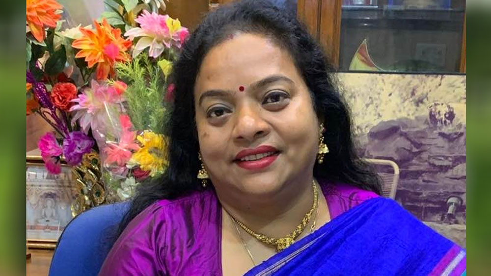 সব মিলিয়ে হলফনামার হিসাব অনুযায়ী তাঁর অস্থাবর সম্পত্তির পরিমাণ ৩ কোটি ৬২ লাখ ৮৭ হাজার ৬২১ টাকা।