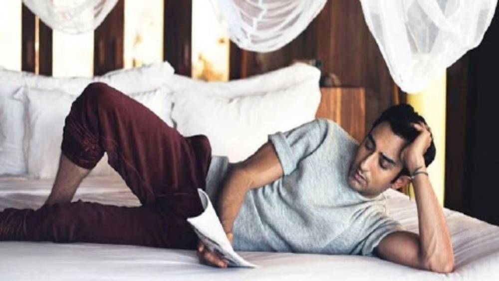 ‘লভ আজ কাল’ ছবিতে অবশ্য রাহুল তাঁর ভক্তদের প্রত্যাশা কিছুটা হলেও পূর্ণ করতে পেরেছিলেন। ‘ওয়েক আপ সিড’ ছবিতে রাহুলের উপস্থিতি ছাপিয়ে গিয়েছিল নায়ক রণবীরকেও।