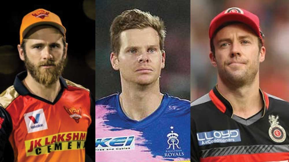 এবি ডি’ভিলিয়ার্স: চার নম্বরে নিজেকেই রেখেছেন ডি’ভিলিয়ার্স। তবে তাঁর মতে সেই জায়গায় নামতে পারেন কেন উইলিয়ামসন বা স্টিভ স্মিথও।