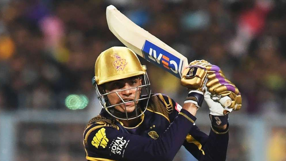 শুভমন গিল: তরুণ এই ওপেনার গত বারের আইপিএল-এ ছিলেন সব চেয়ে বেশি রান সংগ্রাহক। এ বারেও তাঁর ব্যাটে নিয়মিত রান চাইবে কলকাতা।