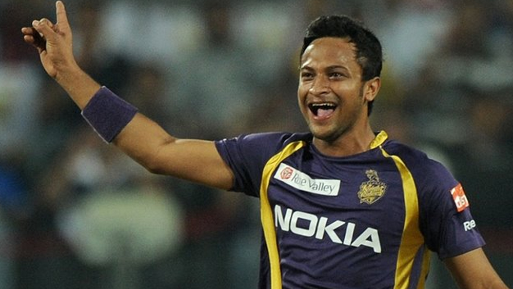 শাকিব অল হাসান: ফের নাইটদের দলে শাকিব। ২০১৯ বিশ্বকাপের মঞ্চে নিজেকে ব্যাট হাতে মেলে ধরেছিলেন তিনি। দরকারে ওপরের দিকেও ব্যাট করতে পারবেন। বাঁহাতি স্পিন দলে বৈচিত্র্যও নিয়ে আসবে।