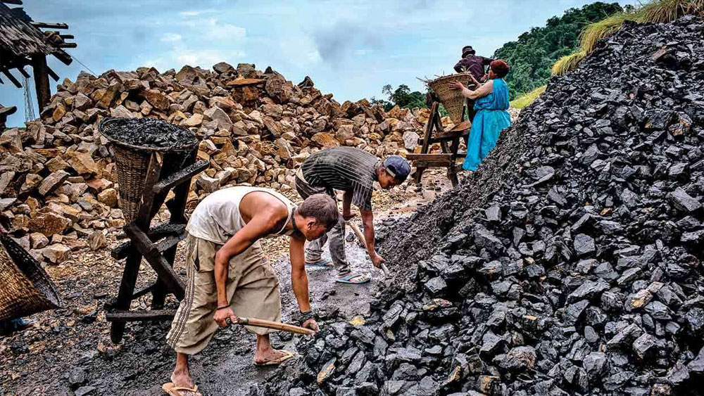 কয়লা পাচার কাণ্ডে ধৃত তৃণমূল যুব নেতা বিনয় মিশ্রের আত্মীয়, বাঁকুড়া থানার আইসি