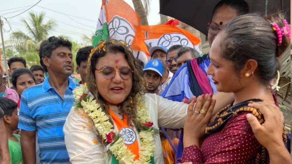 মিউচুয়াল ফান্ডে সুজাতা বিনিয়োগ করেছেন ১ লক্ষ ৯৫ হাজার টাকা।